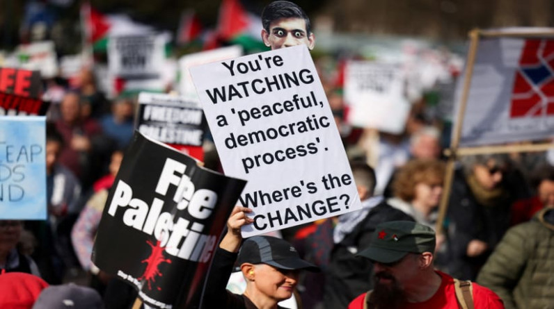 11% من البريطانيين المؤيدين للفلسطينيين: اطردوا إسرائيل من الشرق الأوسط (استطلاع)